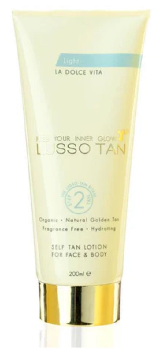 LUSSO TAN SELF TAN LOTION LIGHT